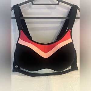 Women's Black and coral orange Sports Bra size 44DDD